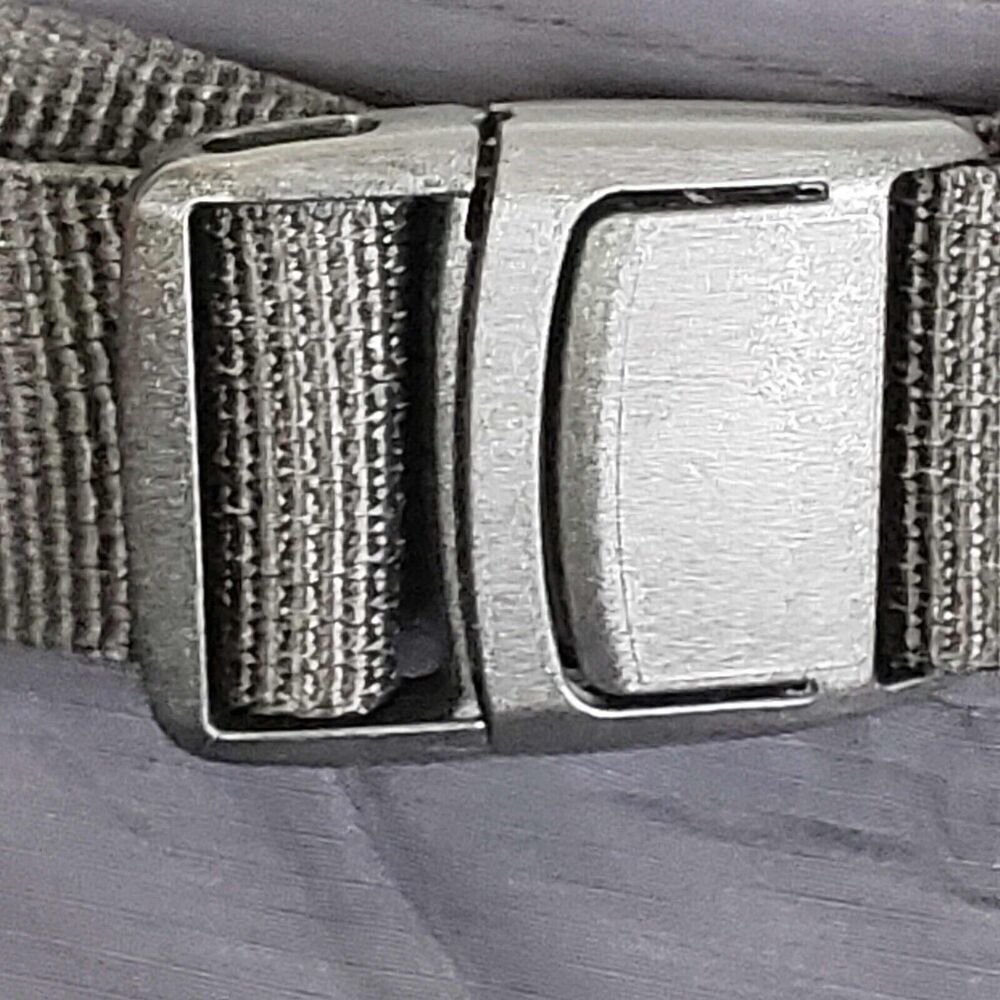 Columbia Sportswear Cargo Pants Mens Size 40x32 Cargo Navy Blue Buckle Belt - Picture 6 of 10